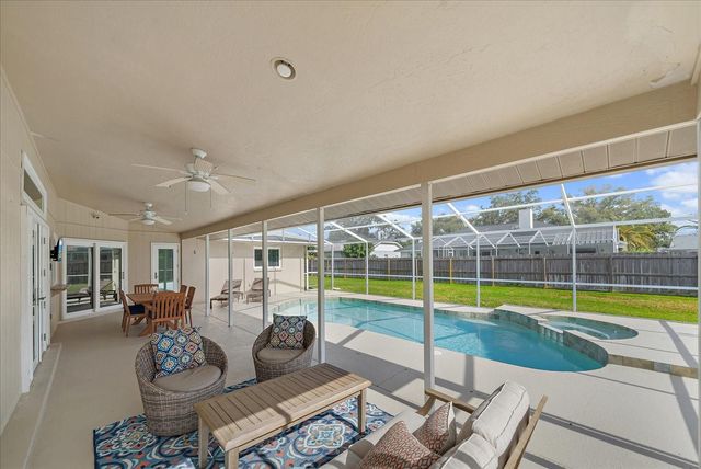 4424 DIAMOND CIRCLE W, Sarasota, FL 34233