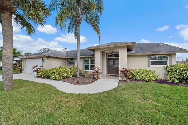 4424 DIAMOND CIRCLE W, Sarasota, FL 34233