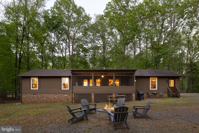 154 BECKY CT, Bumpass, VA 23024