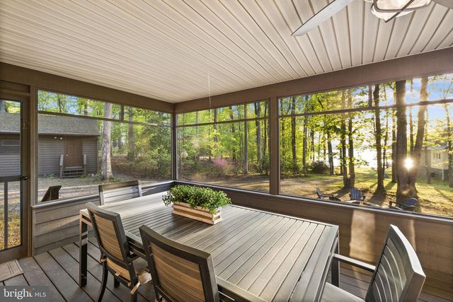 154 BECKY CT, Bumpass, VA 23024