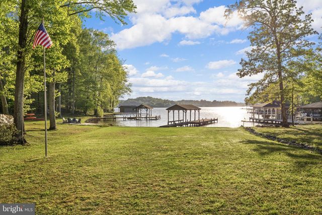 154 BECKY CT, Bumpass, VA 23024