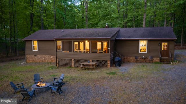 154 BECKY CT, Bumpass, VA 23024