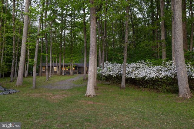 154 BECKY CT, Bumpass, VA 23024