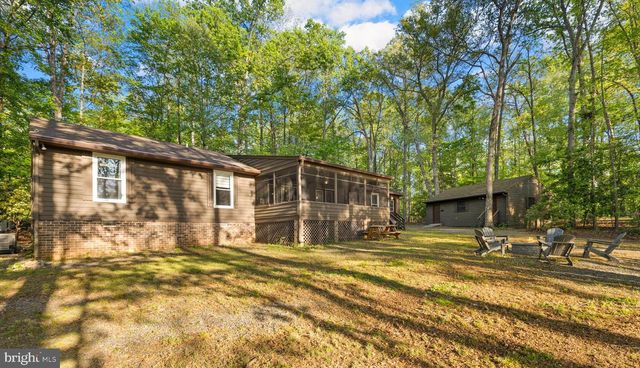 154 BECKY CT, Bumpass, VA 23024