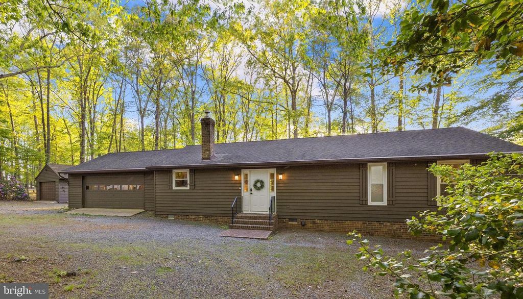 154 BECKY CT, Bumpass, VA 23024