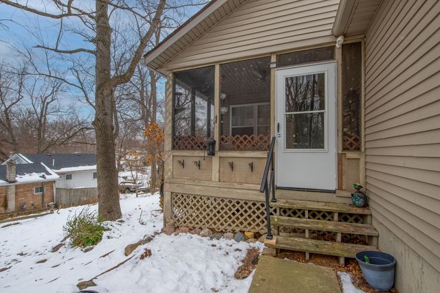 4104-2 Sumac Road, Valparaiso, IN 46383