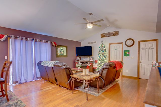 4104-2 Sumac Road, Valparaiso, IN 46383