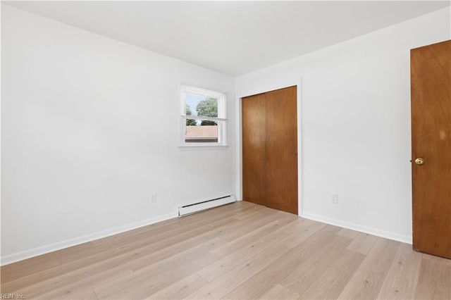 98 Fort Worth ST, Hampton, VA 23669