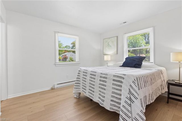 98 Fort Worth ST, Hampton, VA 23669