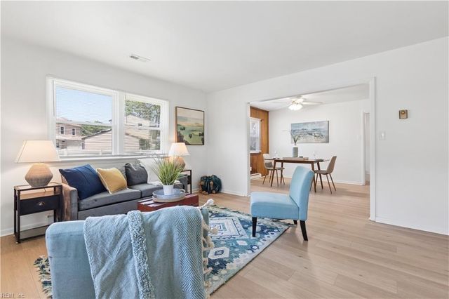 98 Fort Worth ST, Hampton, VA 23669