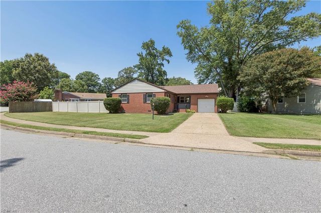 98 Fort Worth ST, Hampton, VA 23669
