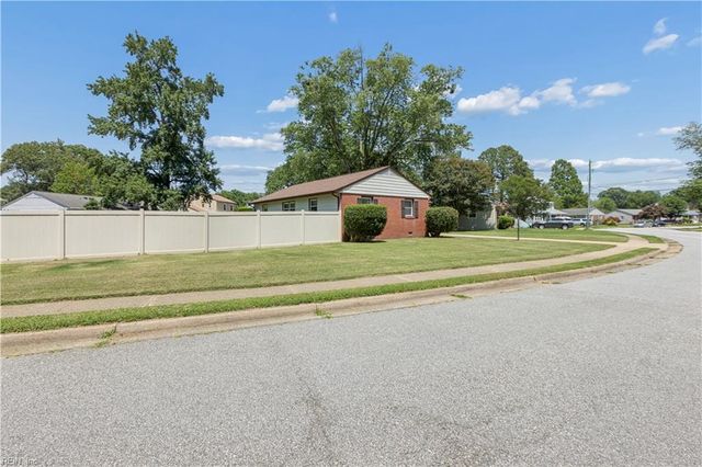 98 Fort Worth ST, Hampton, VA 23669