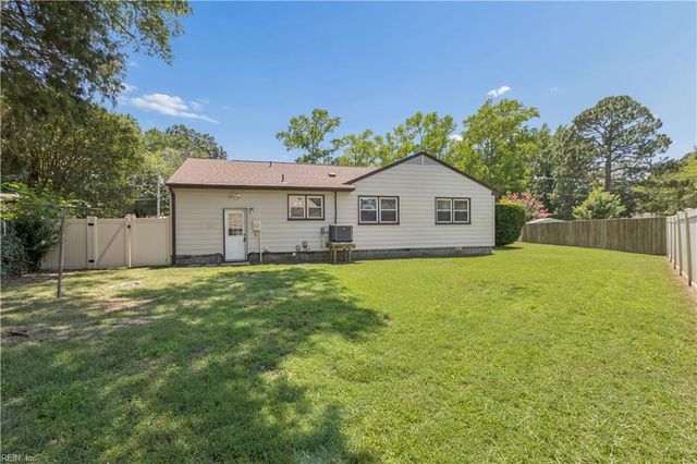98 Fort Worth ST, Hampton, VA 23669