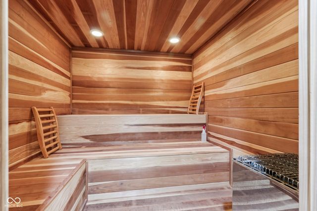 14575 Geist Ridge Drive, Fishers, IN 46040