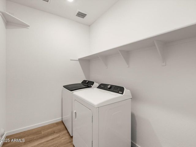 2399 E Grenache Road, San Tan Valley, AZ 85143