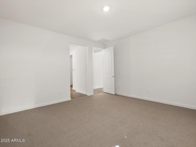 2399 E Grenache Road, San Tan Valley, AZ 85143