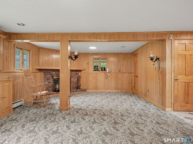 7 Wheeler Drive, Danbury, CT 06811