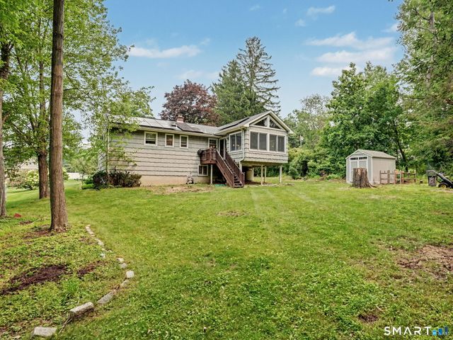 7 Wheeler Drive, Danbury, CT 06811