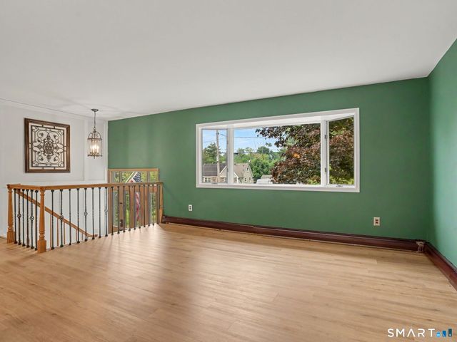 7 Wheeler Drive, Danbury, CT 06811