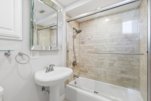 6211 W Northwest Highway 2904, Dallas, TX 75225