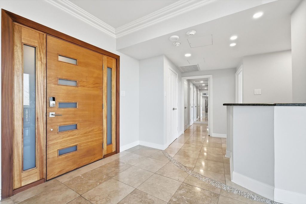 6211 W Northwest Highway 2904, Dallas, TX 75225