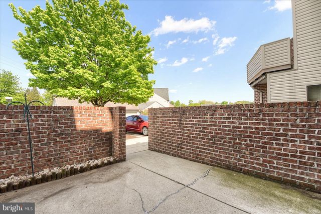 1105 CHERRINGTON DR, Harrisburg, PA 17110