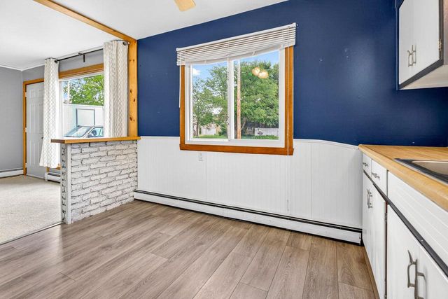 715 DIVISION STREET, Neenah, WI 54956