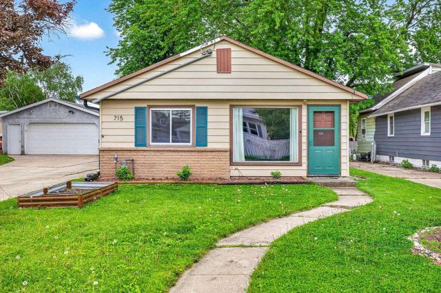 715 DIVISION STREET, Neenah, WI 54956