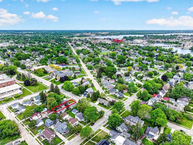 715 DIVISION STREET, Neenah, WI 54956