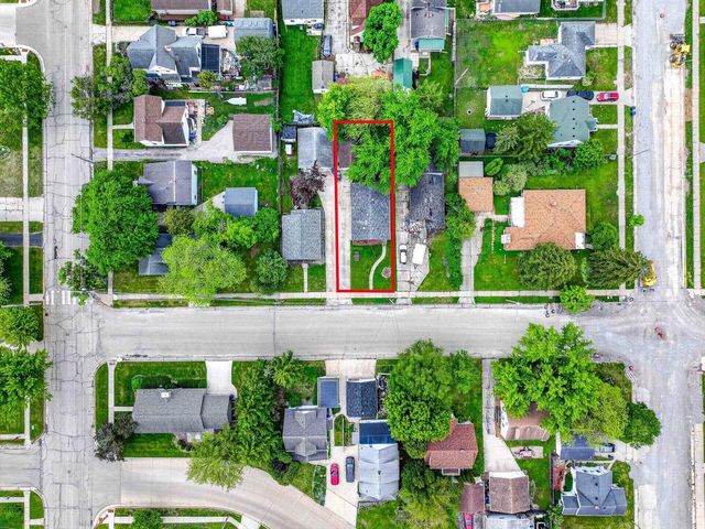 715 DIVISION STREET, Neenah, WI 54956
