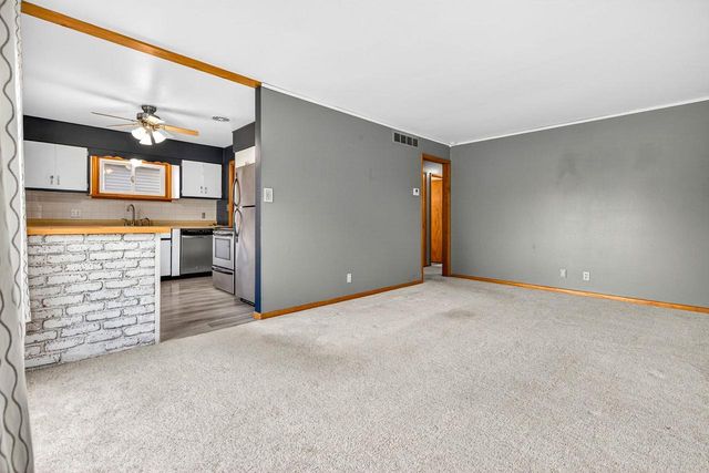715 DIVISION STREET, Neenah, WI 54956