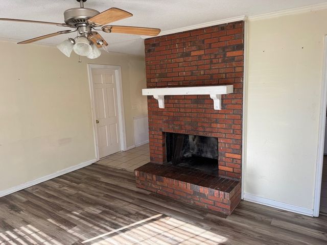 823 Landview, Taylor, AL 36301