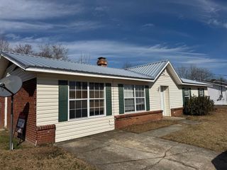 823 Landview, Taylor, AL 36301