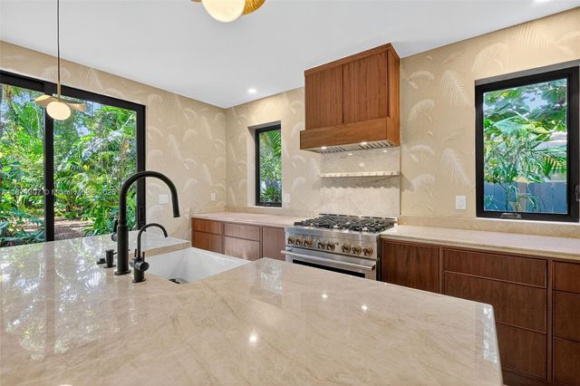 2330 Overbrook St, Coconut Grove, FL 33133