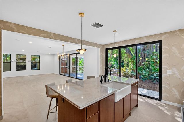 2330 Overbrook St, Coconut Grove, FL 33133