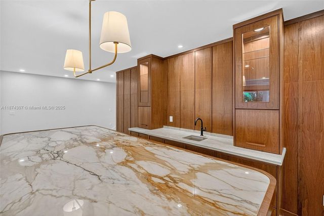 2330 Overbrook St, Coconut Grove, FL 33133