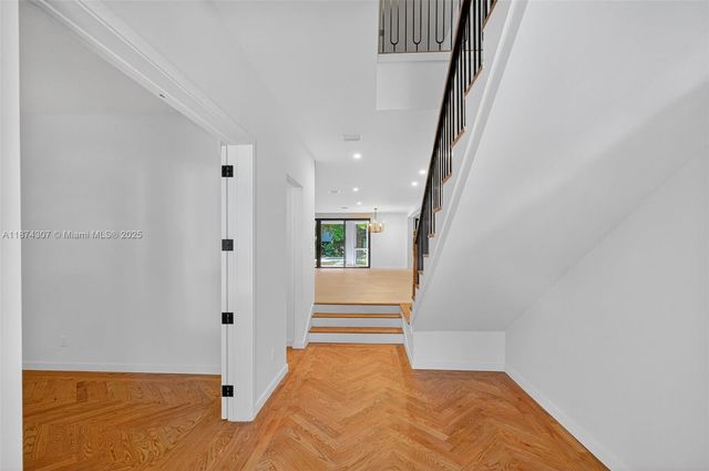 2330 Overbrook St, Coconut Grove, FL 33133