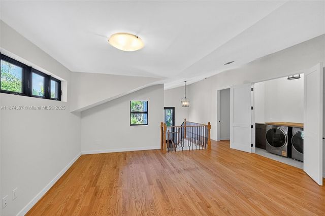 2330 Overbrook St, Coconut Grove, FL 33133