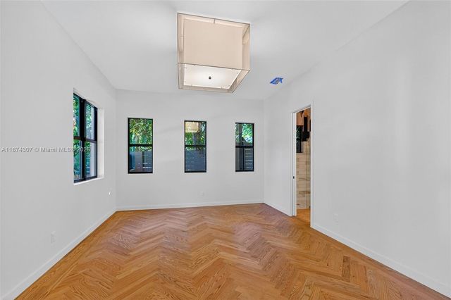 2330 Overbrook St, Coconut Grove, FL 33133