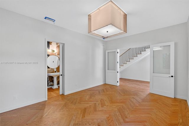 2330 Overbrook St, Coconut Grove, FL 33133