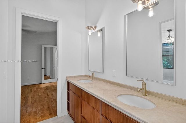 2330 Overbrook St, Coconut Grove, FL 33133