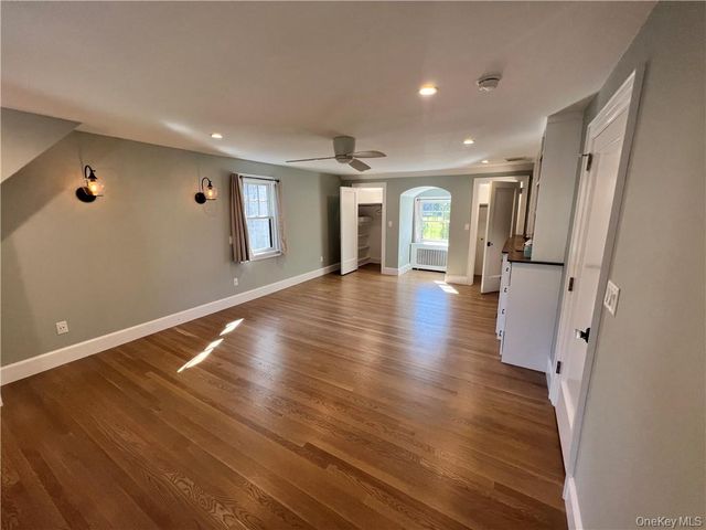 88 Hartsdale Avenue, White Plains, NY 10605