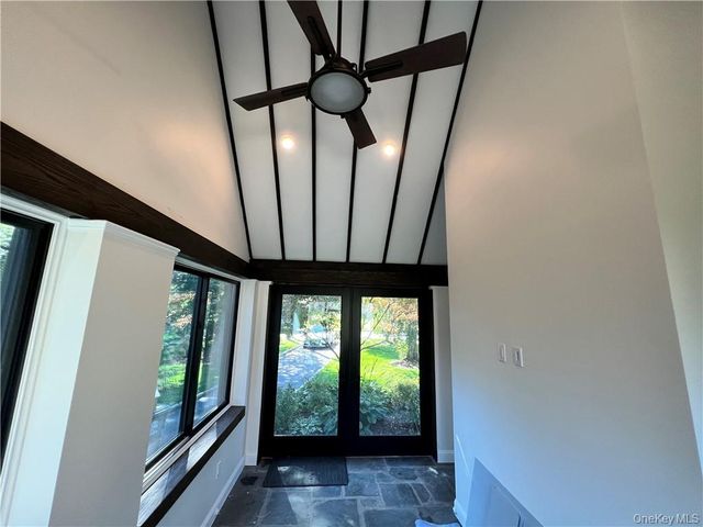 88 Hartsdale Avenue, White Plains, NY 10605