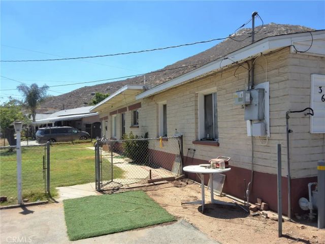 3685 Scenic, Jurupa Valley, CA 92509