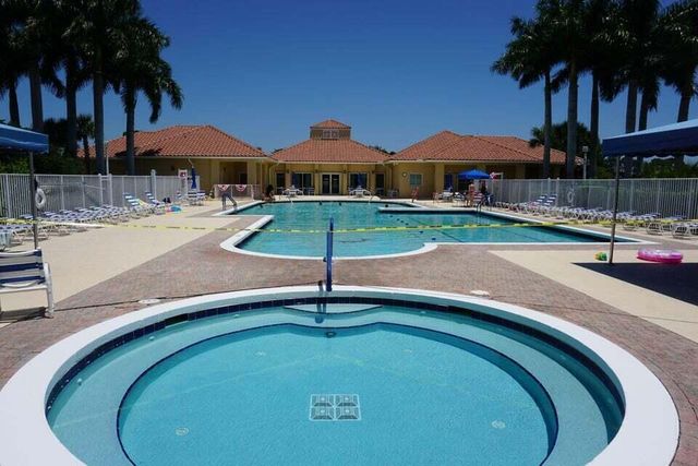 794 SW Munjack Circle, Port St. Lucie, FL 34986