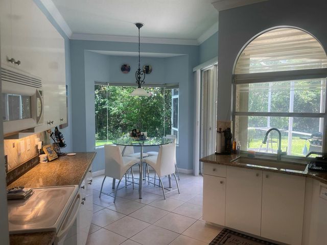 794 SW Munjack Circle, Port St. Lucie, FL 34986