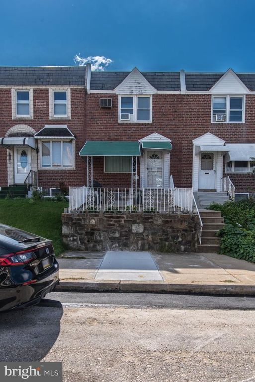 6353 GILLESPIE ST, PHILADELPHIA, PA 19135 — exterior