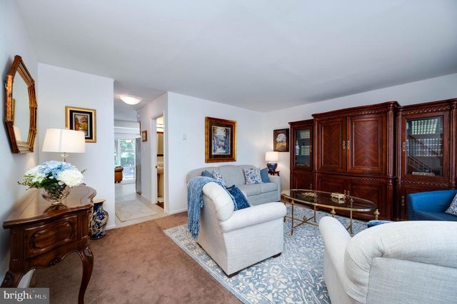 237 FAWN CT, Hamburg, PA 19526