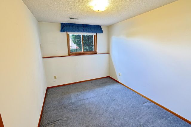 15610 E 27th Ave, Veradale, WA 99037