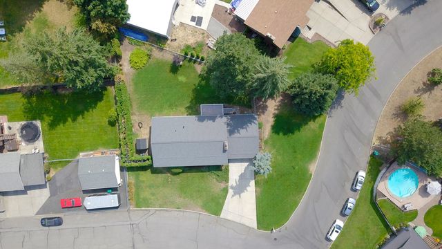 15610 E 27th Ave, Veradale, WA 99037